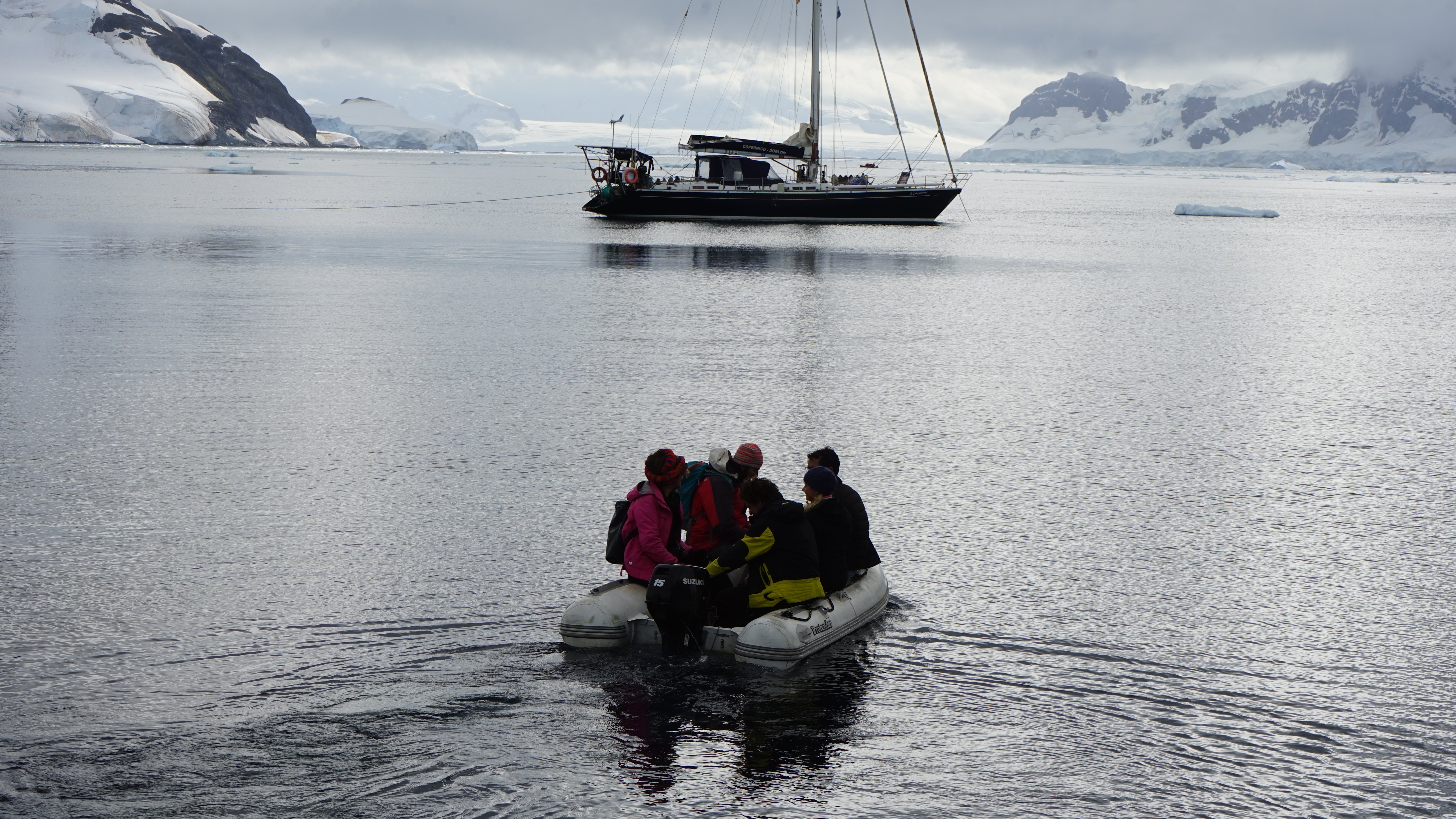 VV_Boat_Dinghy_01.JPG